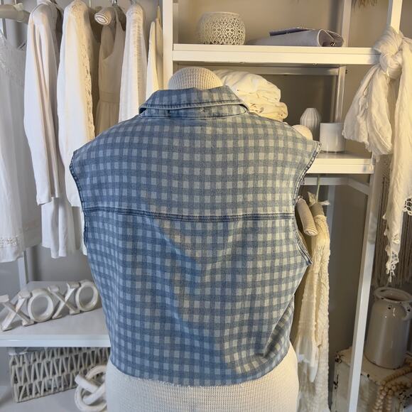 EST. 1946 women’s size extra large sleeveless denim jacket checkered.#2570 - Picture 3 of 6